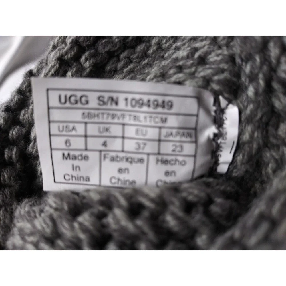 UGG Purl Cardy Knit Boots Women's Size 6  Light Green 1094949
